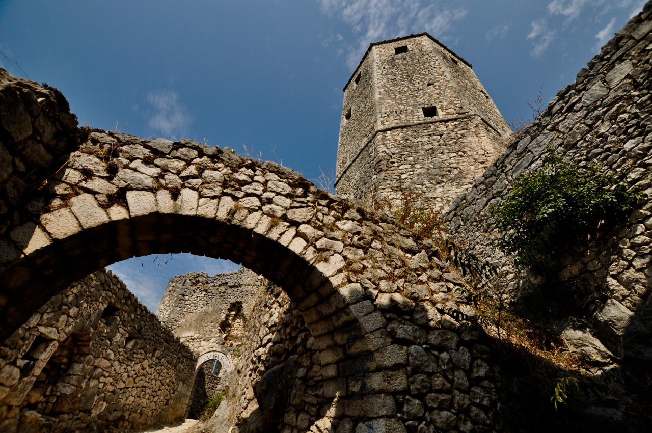 Cobblestone & Cuisine Walking Tour: A Taste of Mostar 